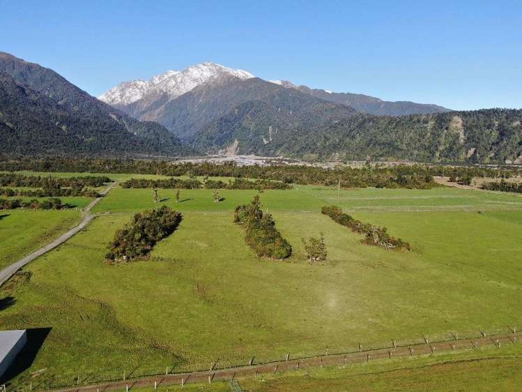 217 Poerua Valley Road Harihari_23