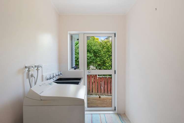 54 Huia Street Waikanae_22