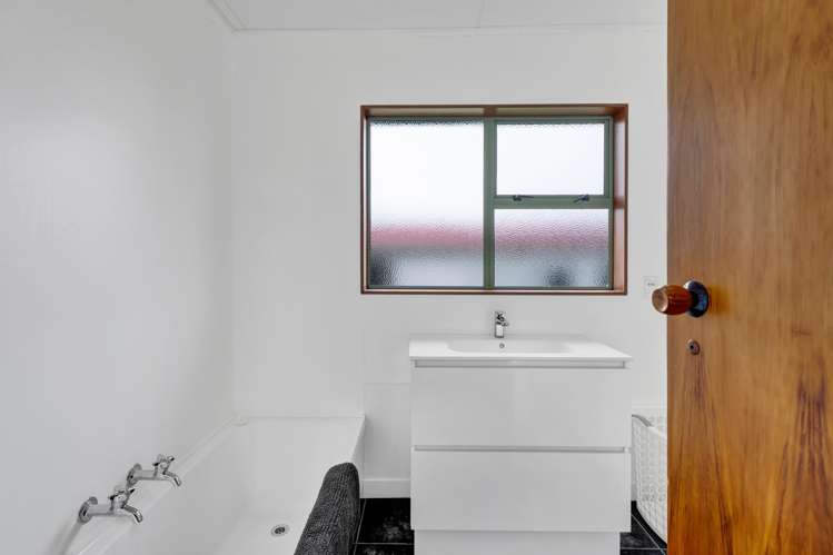 73 Gregory Road Rahotu_14