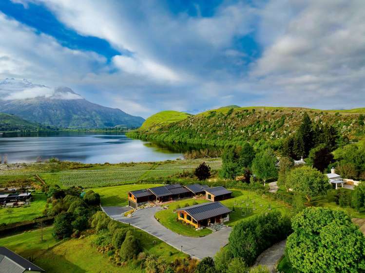 37 Central Park Avenue_1