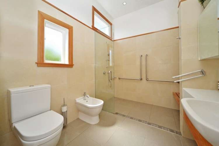 6 Pinelands Avenue Seatoun_18