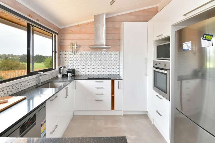 1389 Whangaparaoa Road Army Bay_33