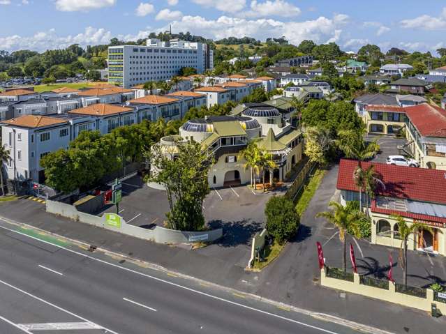 222 Green Lane West Epsom_1