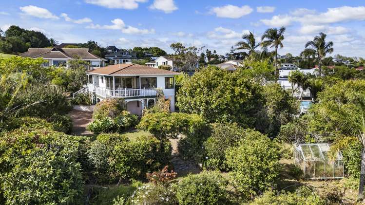 6 Higham Ferrers Place Red Beach_16