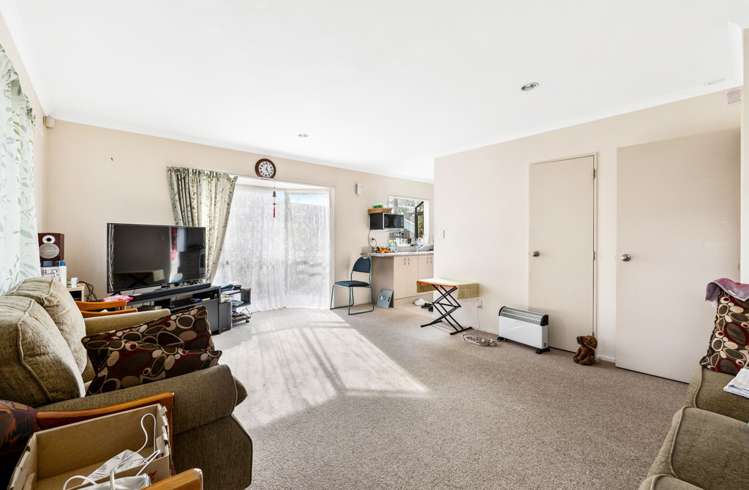 38 Kirby Street Glendene_13