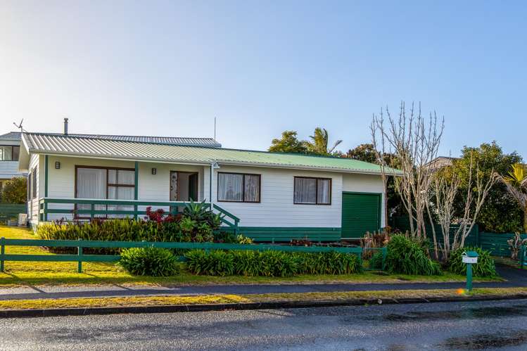 1 STELLA DRIVE Clarks Beach_6