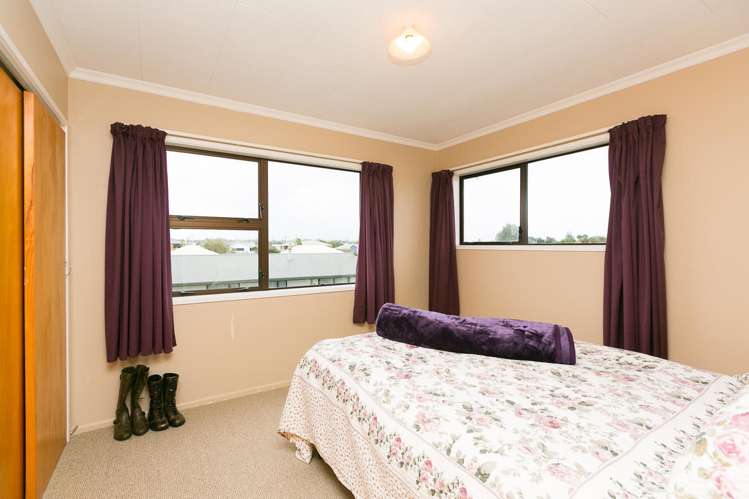 142 Parklands Avenue Bell Block_13