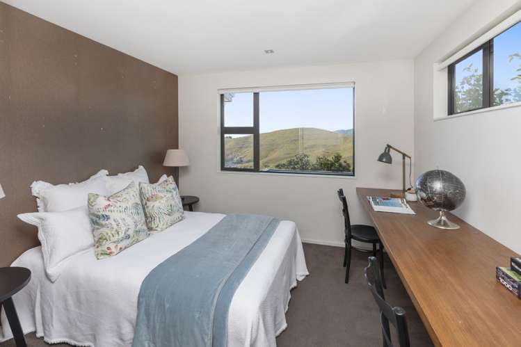 24 Peninsula View Scarborough_17