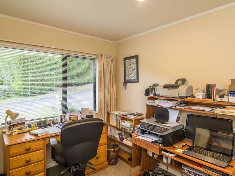 2 Matata Place Waikanae_16