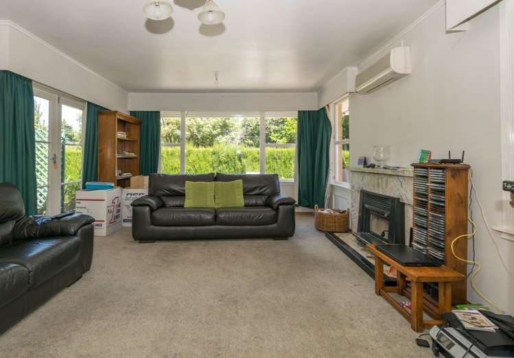 33 Waters Avenue Burleigh_3