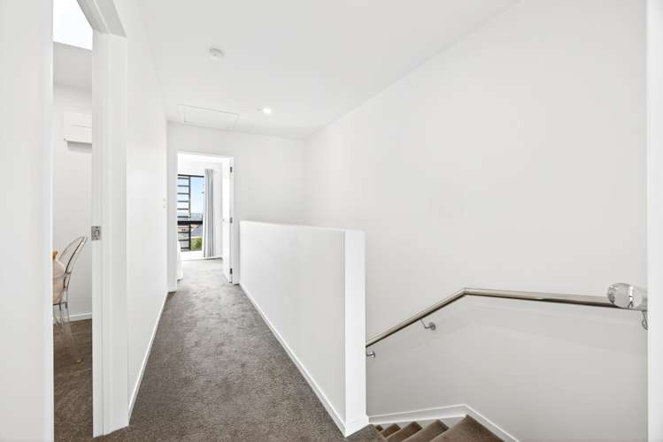 233 Great North Road Henderson_35