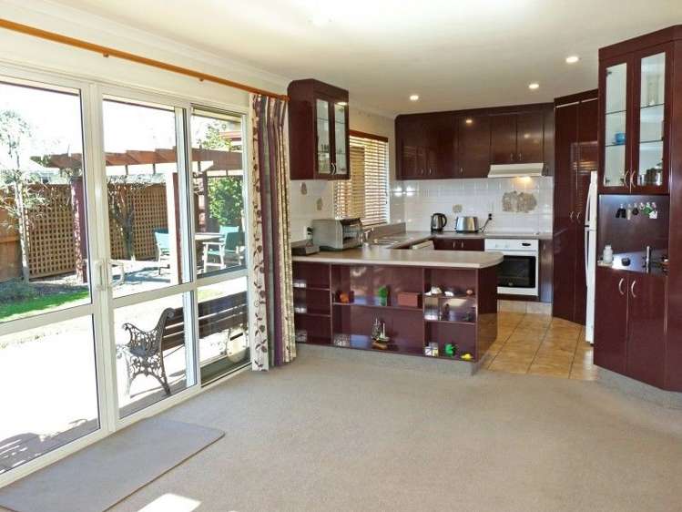 5 Mayer Crescent Wakefield_5