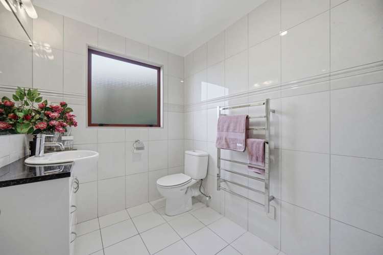 26 Rakau Views Orewa_25