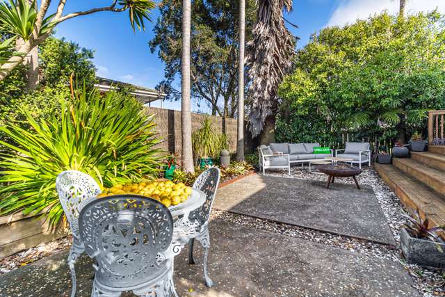 24 Owairaka Avenue Mount Albert_4