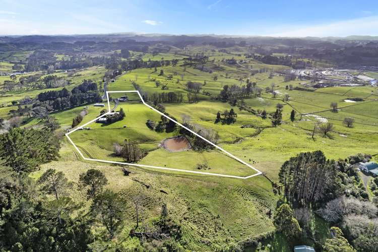 107 Cemetery Road Wainui_6