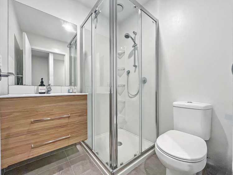 33 Tokai Place Glen Eden_9