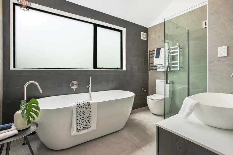 66a Premier Avenue Point Chevalier_13