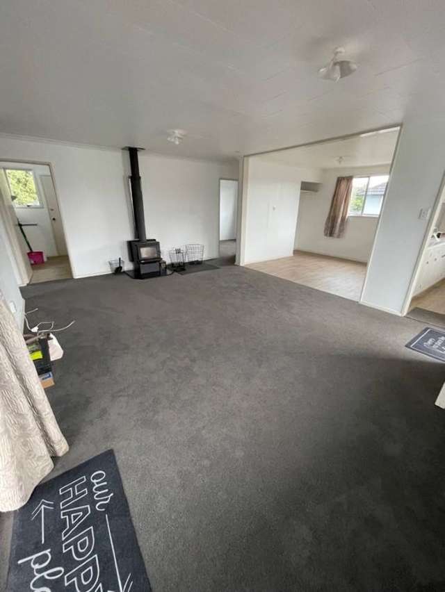 F/976 Tremaine Avenue Roslyn_1