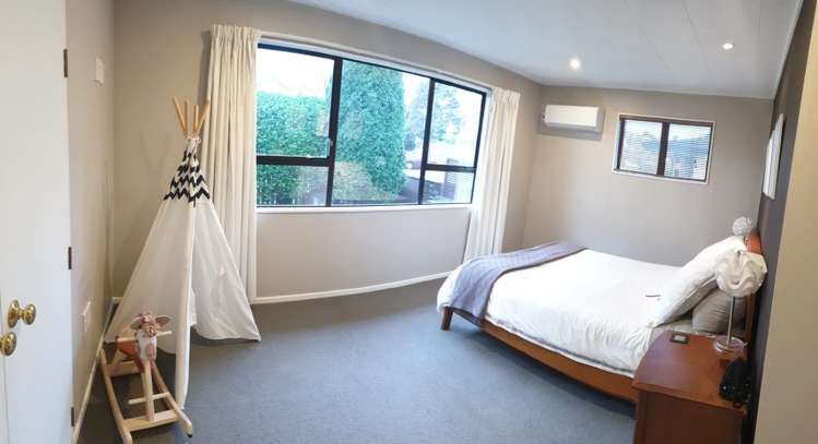 900 Florence Street Raureka_6