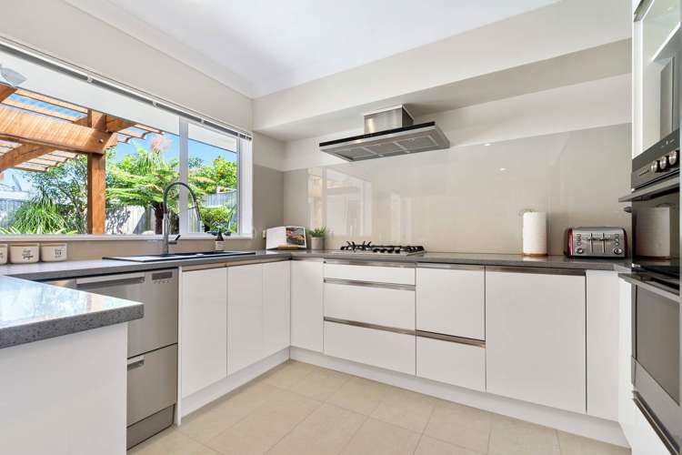 1/19 Stratford Road Manurewa_2