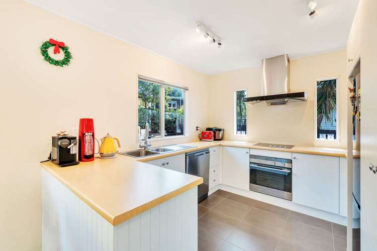 92 Glendene Avenue Glendene_9