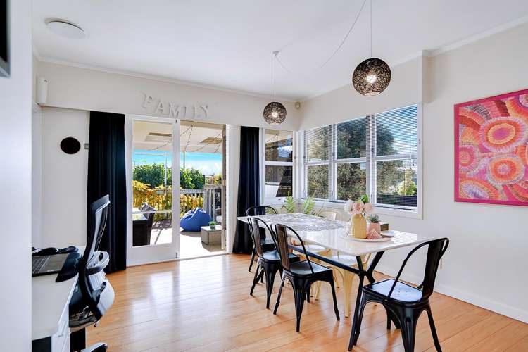 23, 25 Storey Avenue Forest Lake_10