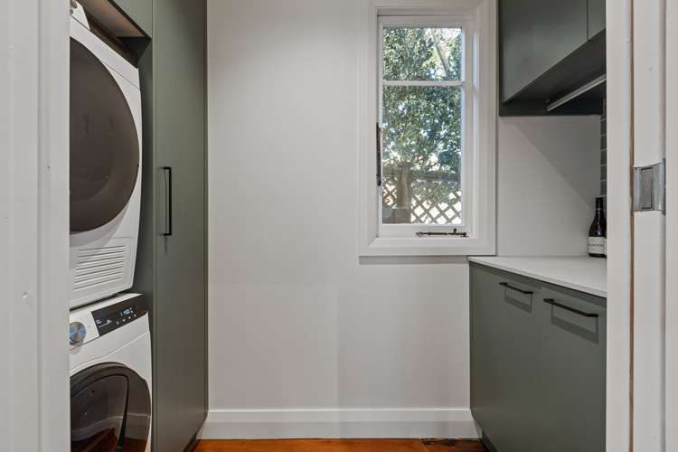 33 Owairaka Avenue Mount Albert_16