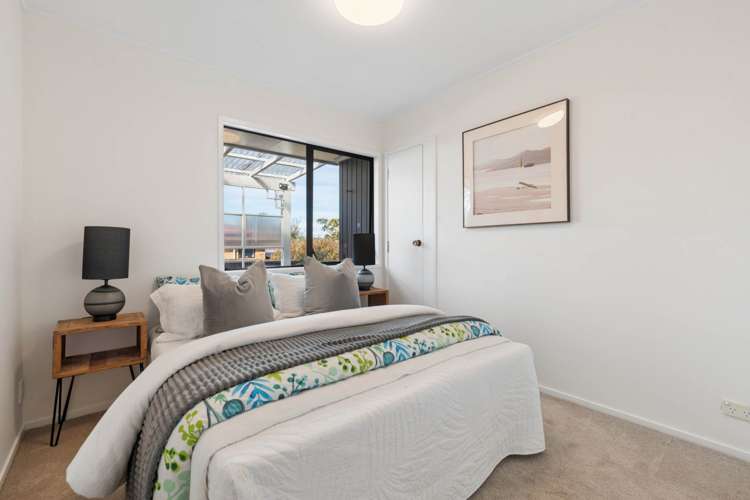112 Mirrabooka Avenue Botany Downs_11