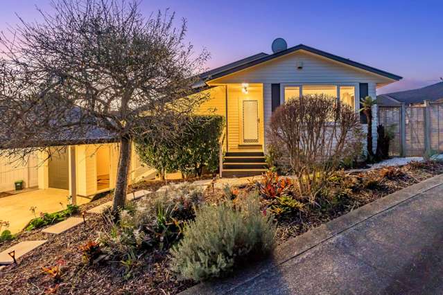 Character, Space & Location on Glendowie Border!
