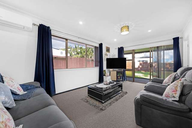 The Perfect Start: Solid Brick & Tile Family Home!