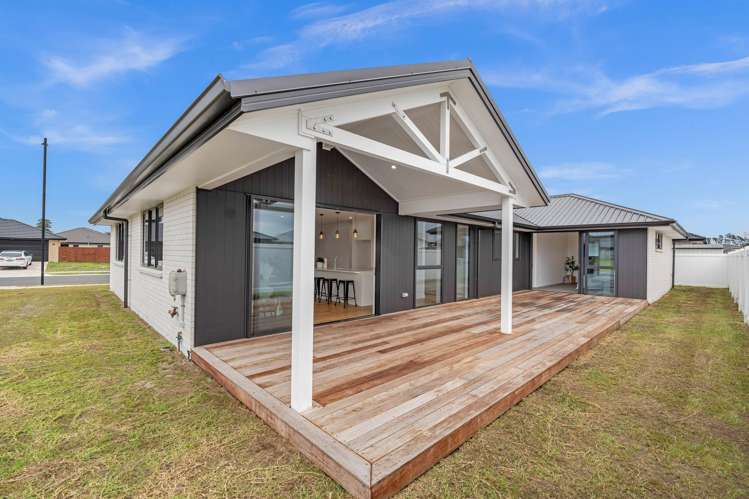 8 Te Piriti Road One Tree Point_21