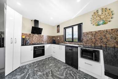 2 HARRY RICHARDS WAY_3