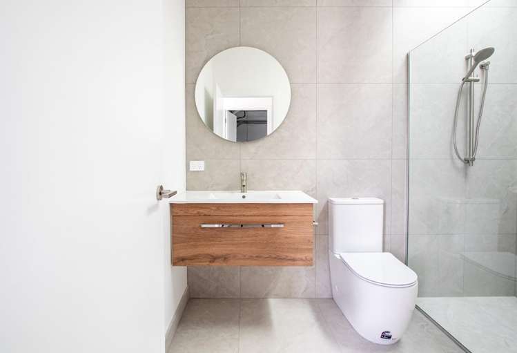 24 One Haruru Street 11373_12