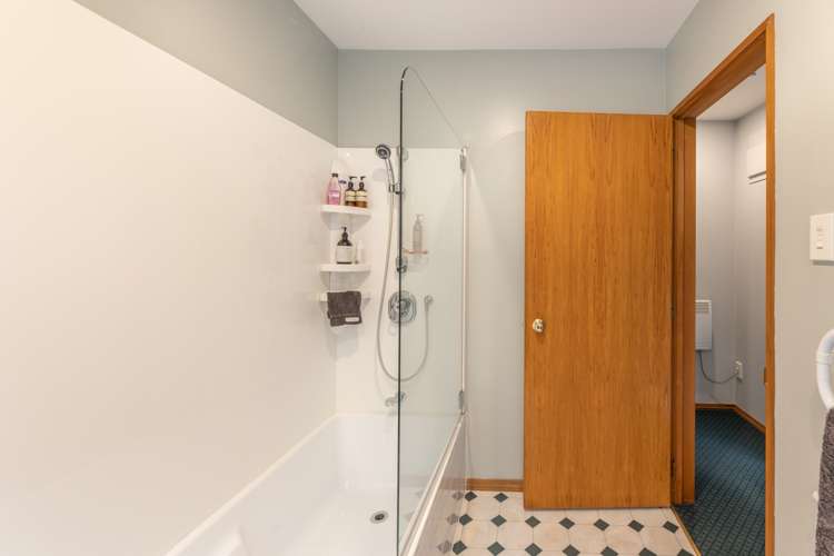 5 Lachie Griffen Rise Governors Bay_18