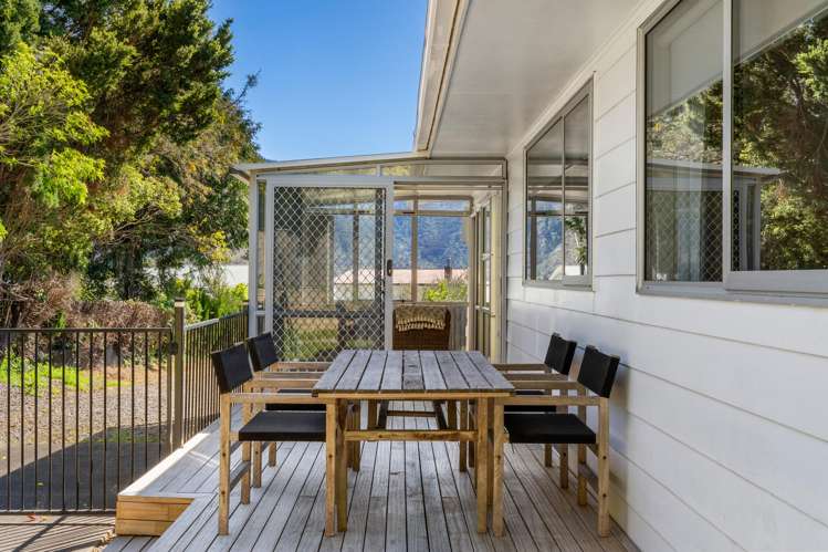 1/105 Main Road Havelock_12