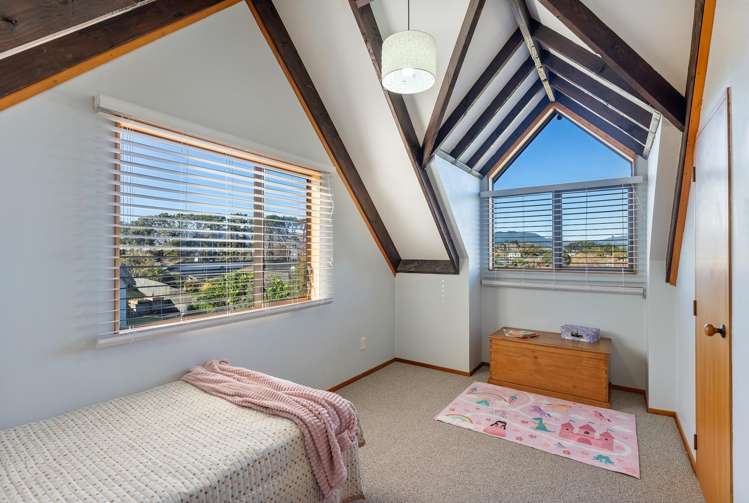 137 Weggery Drive Waikanae Beach_16