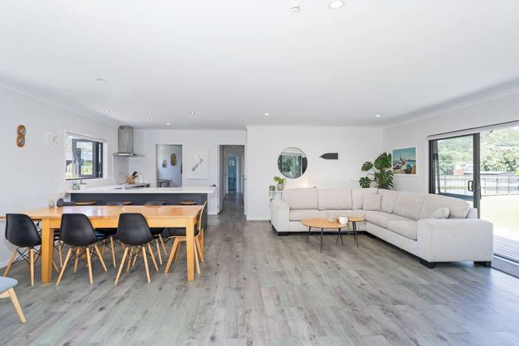 8 Voyager Place Cooks Beach_7