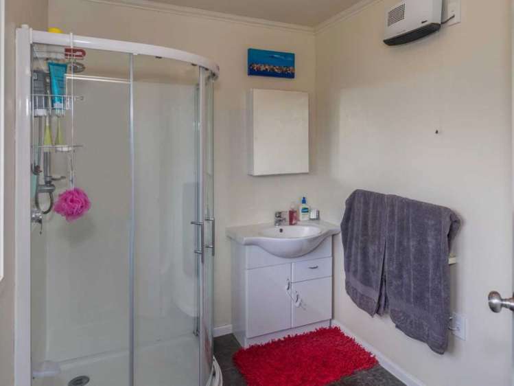 6 Karlos Lane Levin_10