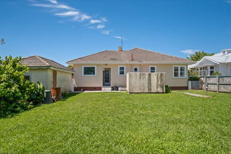 5 Parau Street Kaiti_12