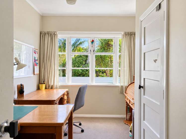 91 McCullough Mount Roskill_6