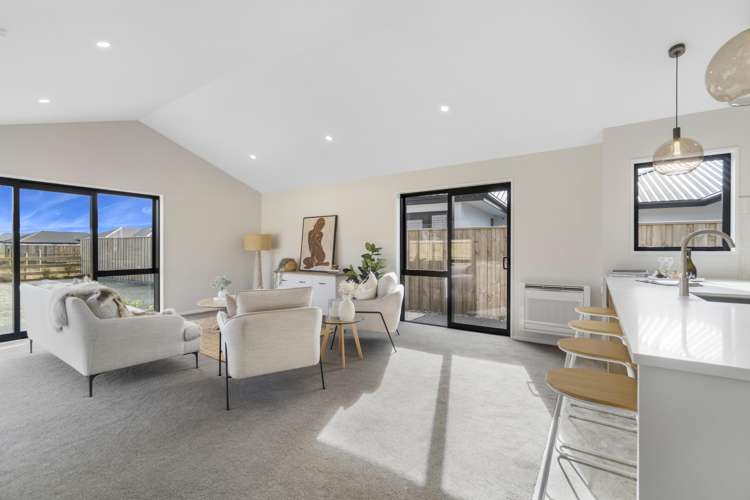 35 Crossley Avenue Woodend_13