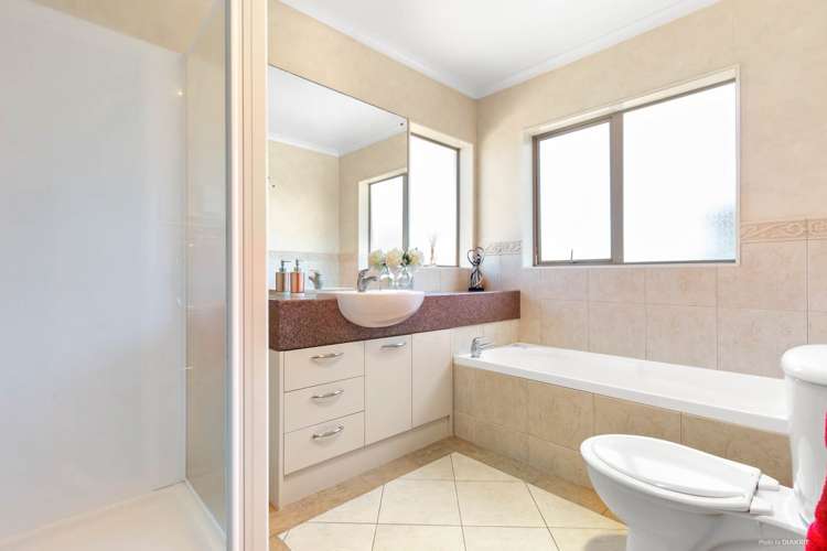 85 Middlefield Drive Flat Bush_15