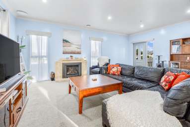10 Turnbull Crescent_2
