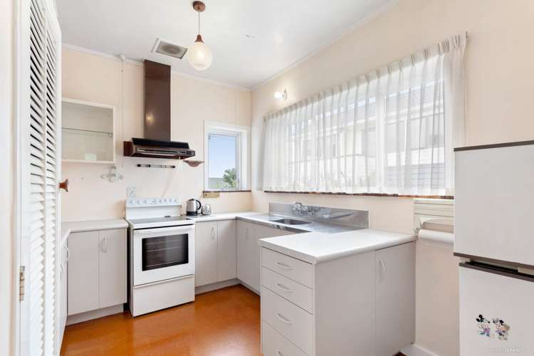 22 Niccol Avenue Narrow Neck_7