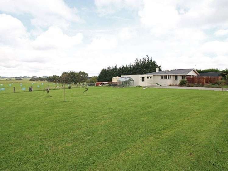 703 Bainfield Road Waihopai_13