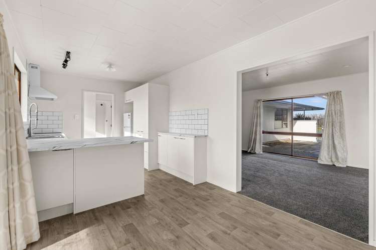 156 Portsmouth Road_4