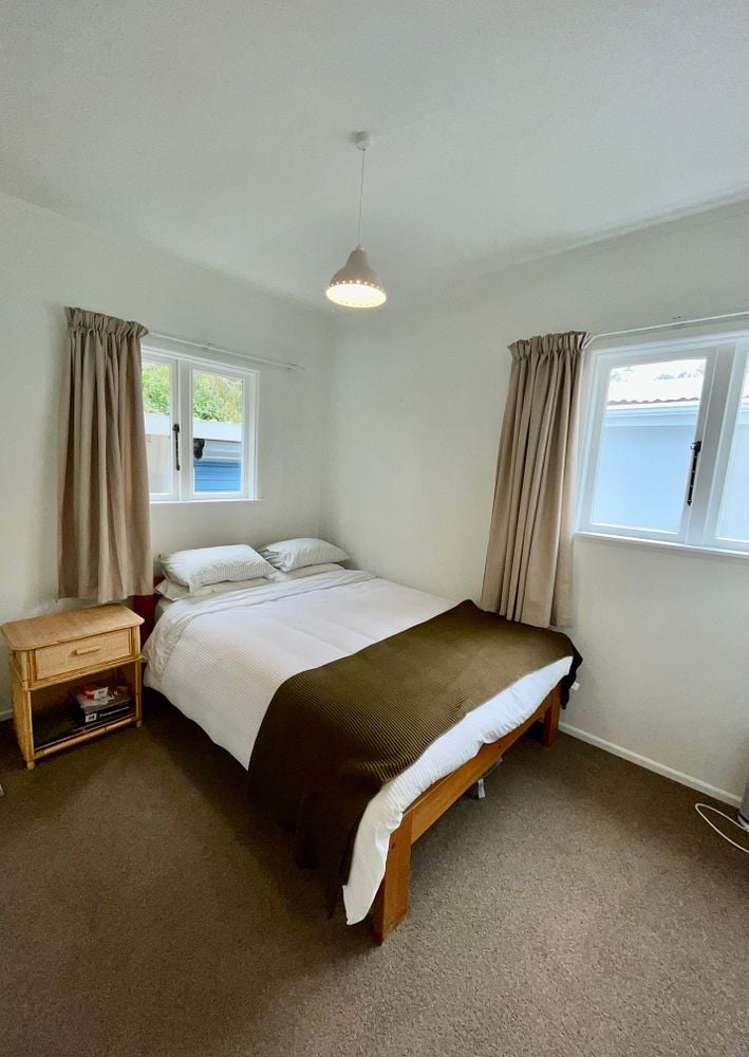 24 Queens Road Waikanae Beach_9