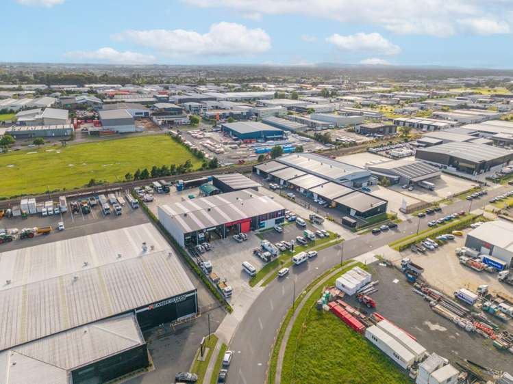 30 Earthmover Crescent Te Rapa_1