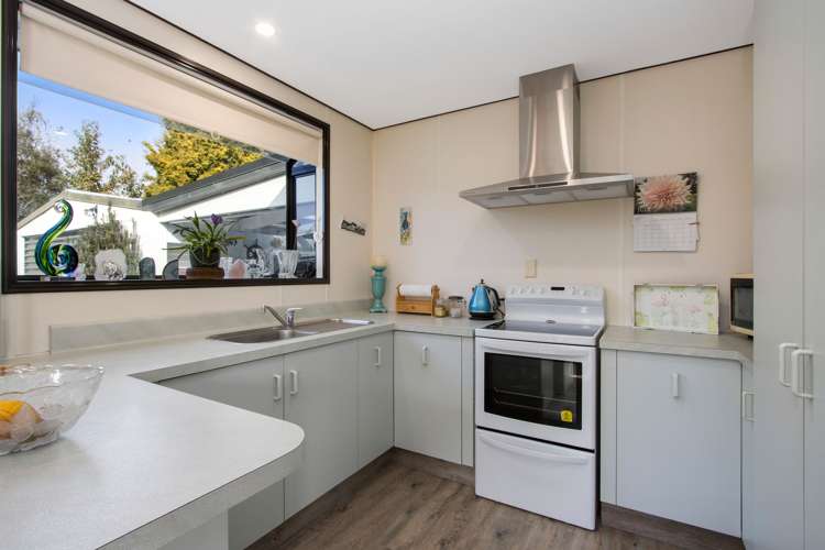 6 The Meadows Katikati_12