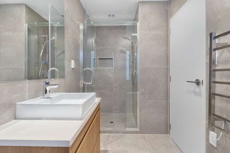 41 Ara Hills Drive Wainui_17